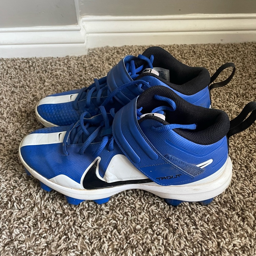 Nike Force Trout 7 Pro MCS
Blue White Baseball Cleats